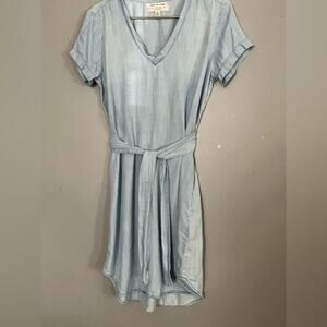 Cloth‎ & Stone Chambray dress